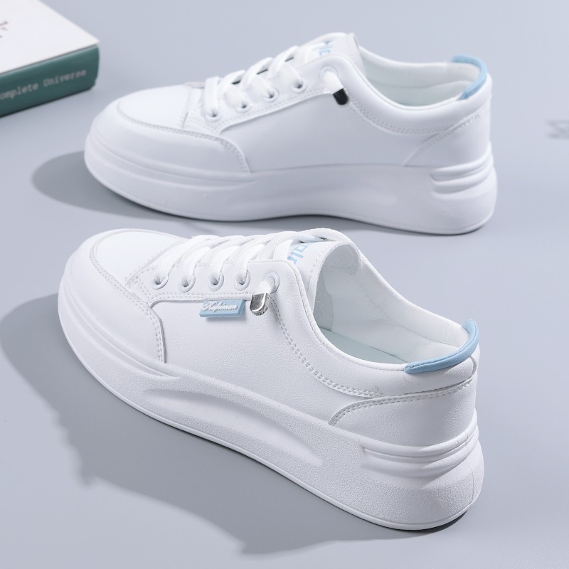 Red versátil zapatos blancos para mujeres primavera y otoño de 2025 nuevos zapatos de mujer zapatos deportivos cómodos de estilo nacional skate