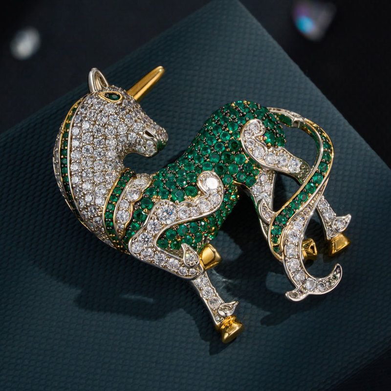 Fantasy Retro Unicorn Brooch Made of Copper Alloy with Micro-Inlaid Zirconium, Three-Color Gold Plating, Light Luxury and High-End Feel Clothing Accessory Pin Fantasy Retro Unicorn Brooch Made of Copper Alloy with Micro-Inlaid Zirconium, Three-Color Gold Plating, Light Luxury and High-End Feel Clothing Accessory Pin