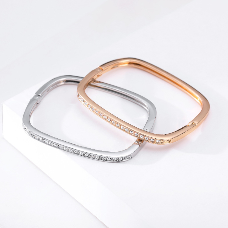 Simple Square Diamond Alloy Bracelet display picture 3