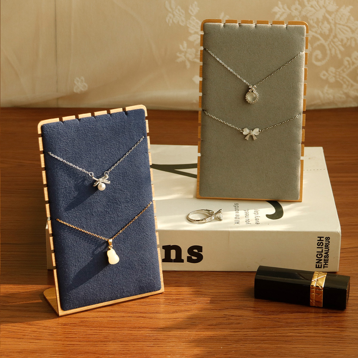 ��λ����չʾ�ܶ��������������ɹҼ��޲���Ʒ���м����������ɰ�