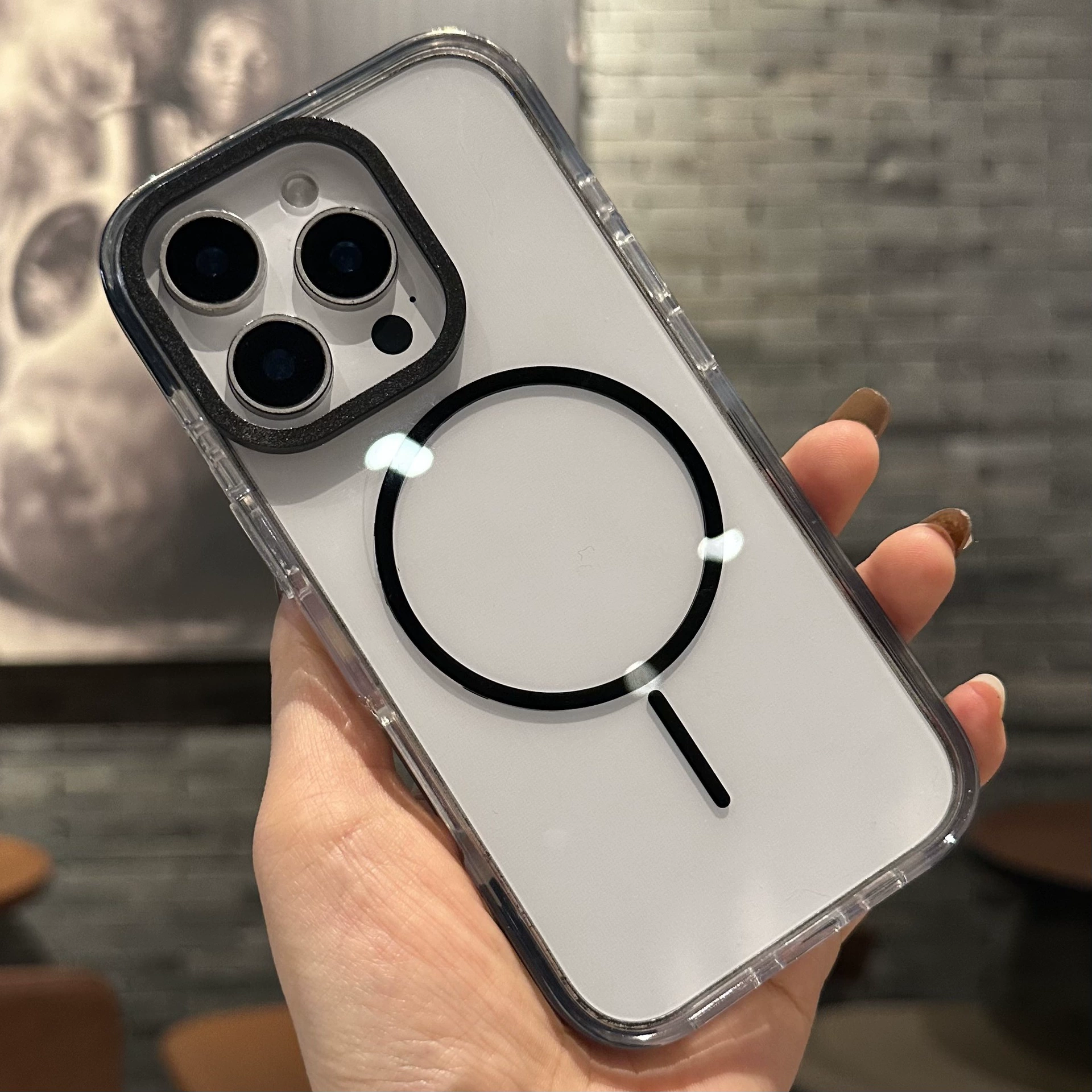 Применимо для Apple 16promax чехол для телефона с магнитным притяжением прозрачный цвет, простой премиум iPhone15 анти-падение защитный чехол