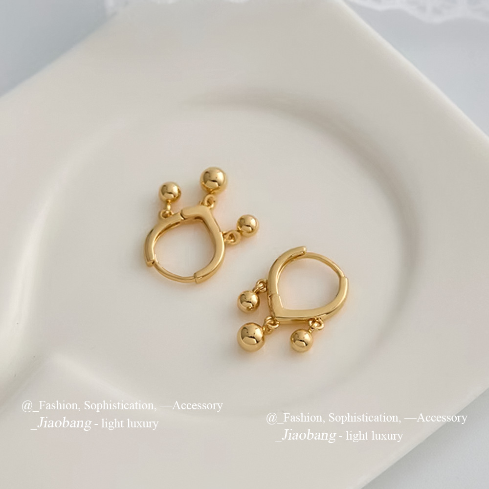 Pendientes de borla de metal de moda europea y americana, pendientes geométricos simples de estilo frío transfronterizo