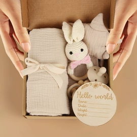 围嘴围兜;抱被抱毯;婴童床品套件