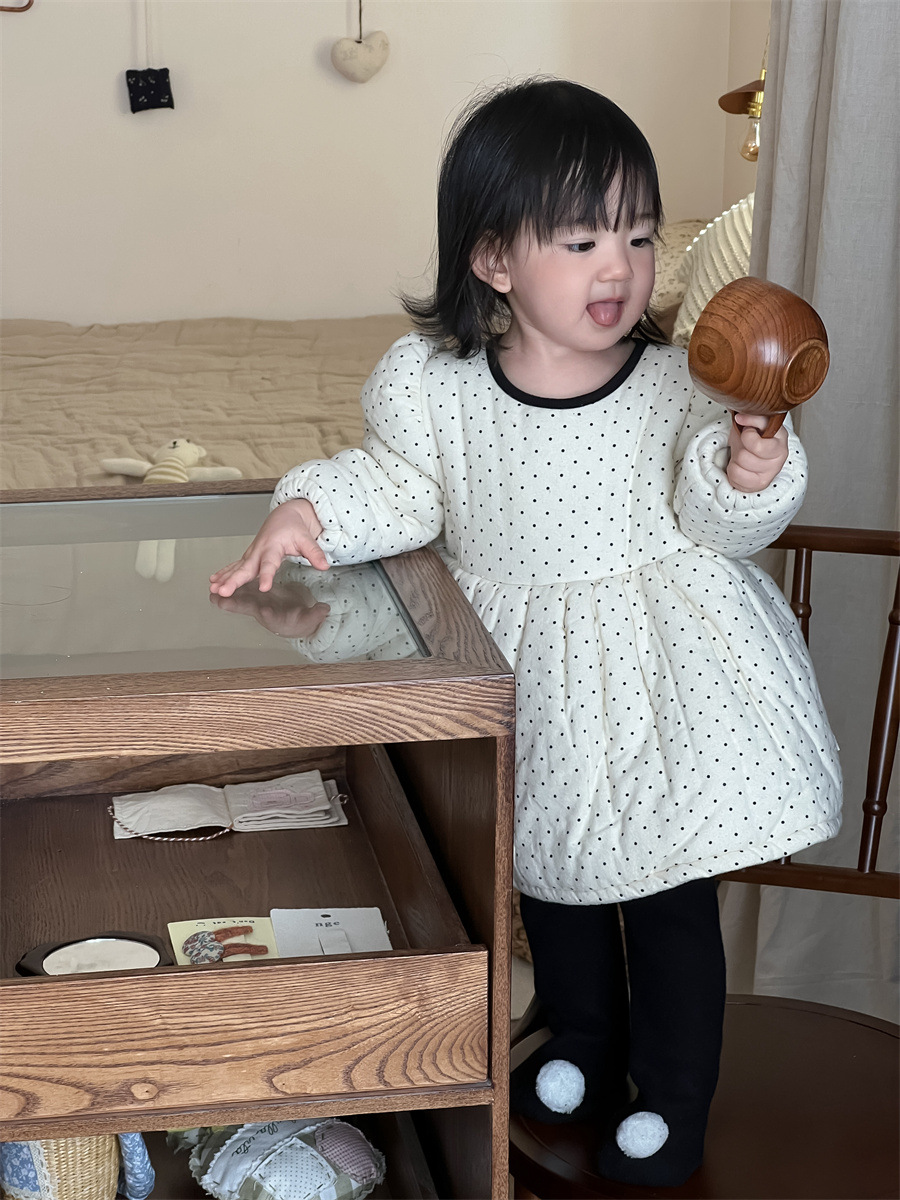 Baby otoño-invierno conjunto de ropa infantil coreana 2024 nueva ropa de bebé gruesa niñas más bolsa de terciopelo ropa de invierno
