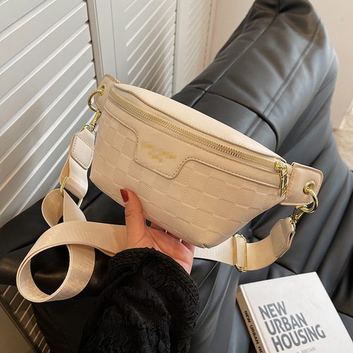 Women's Fashion Niche Wide Strap Crossbody Bag with Pleated Zipper, Casual Texture Large Capacity Chest Bag