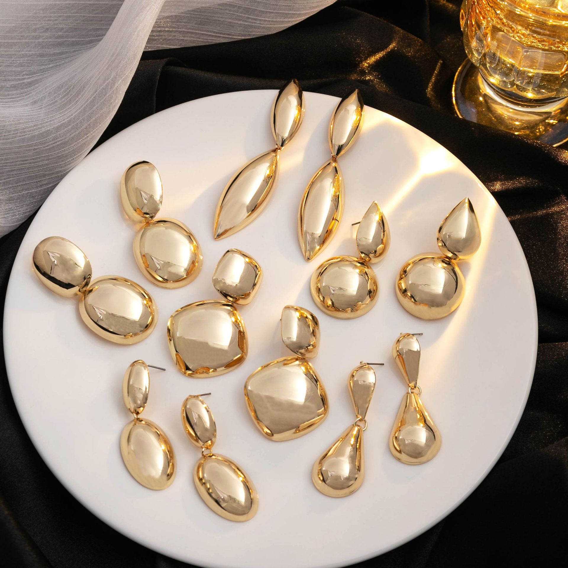 16g Weight Drop Earrings Classification 1 Pair Quantity Daily Occasion Iron Material Geometric Pattern Women's Gender Plating Design Simple Style Style 1 Pair Simple Style Geometric Plating Iron Drop Earrings 14