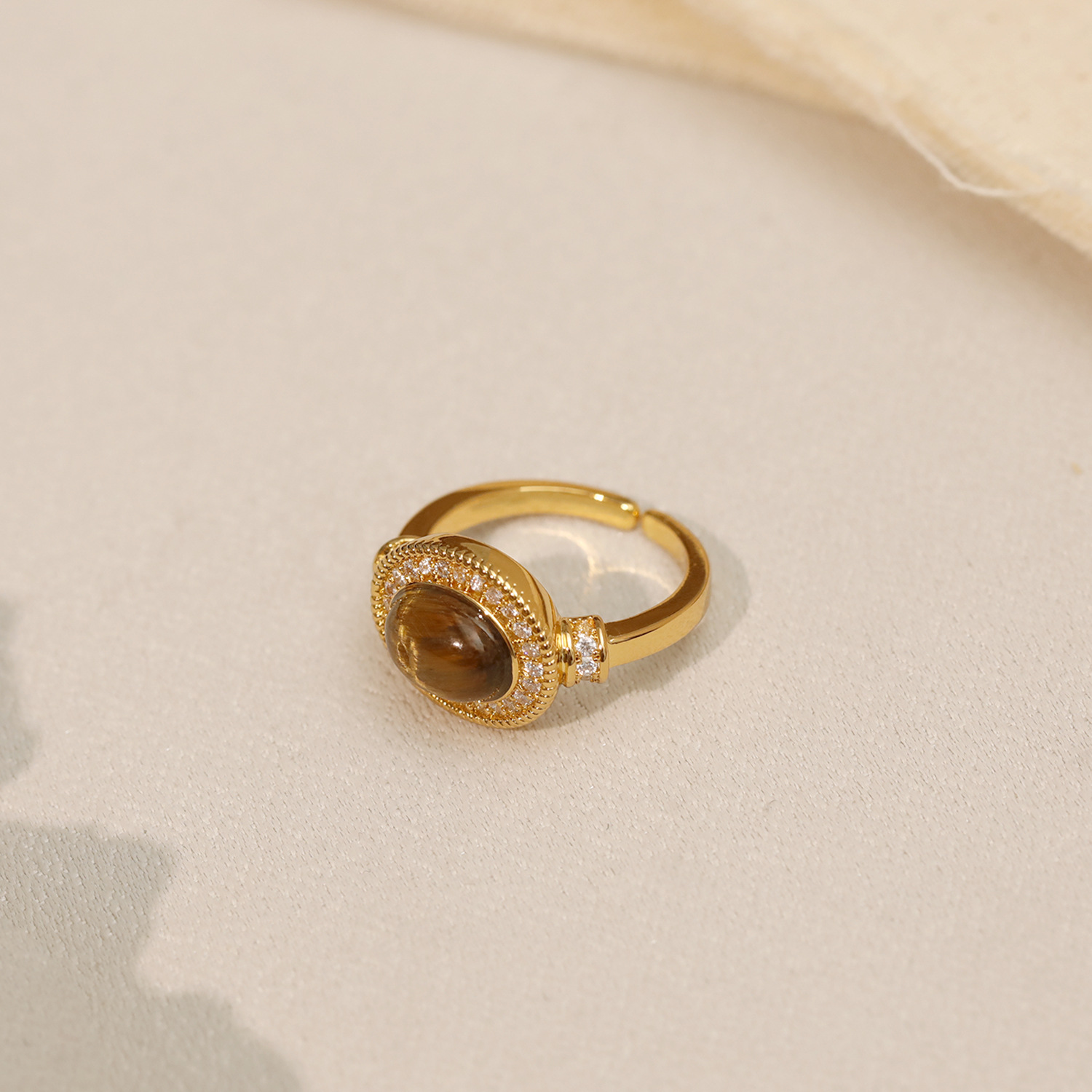 Retro small design fashionable one size ring with stone