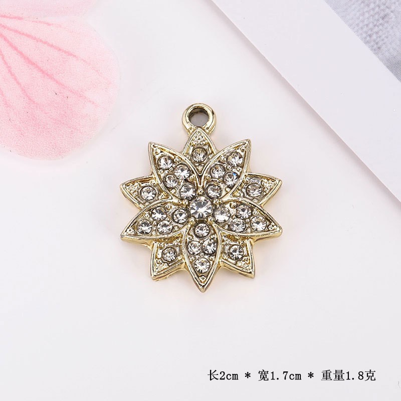 Three-dimensional snowflake gold