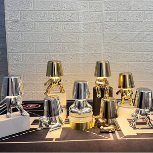 �羳С�����b�̨������չ�����Сҹ���b[���Շ�����[��̨