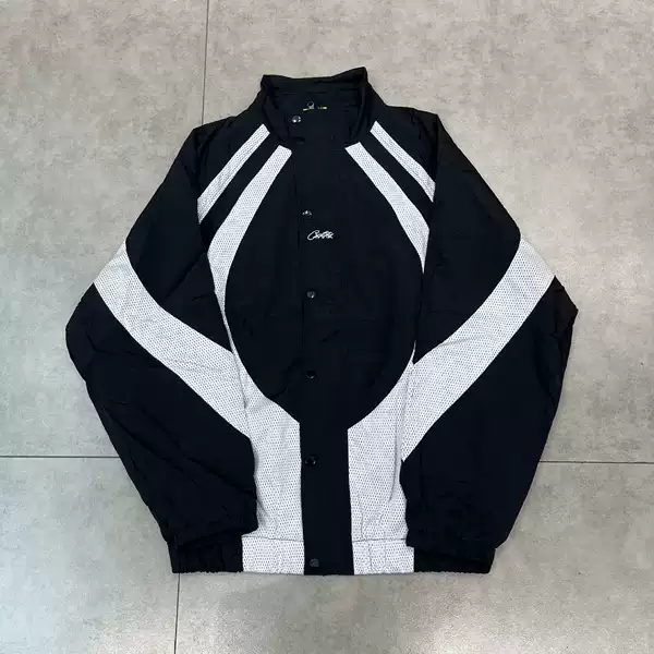 62 black [top]
