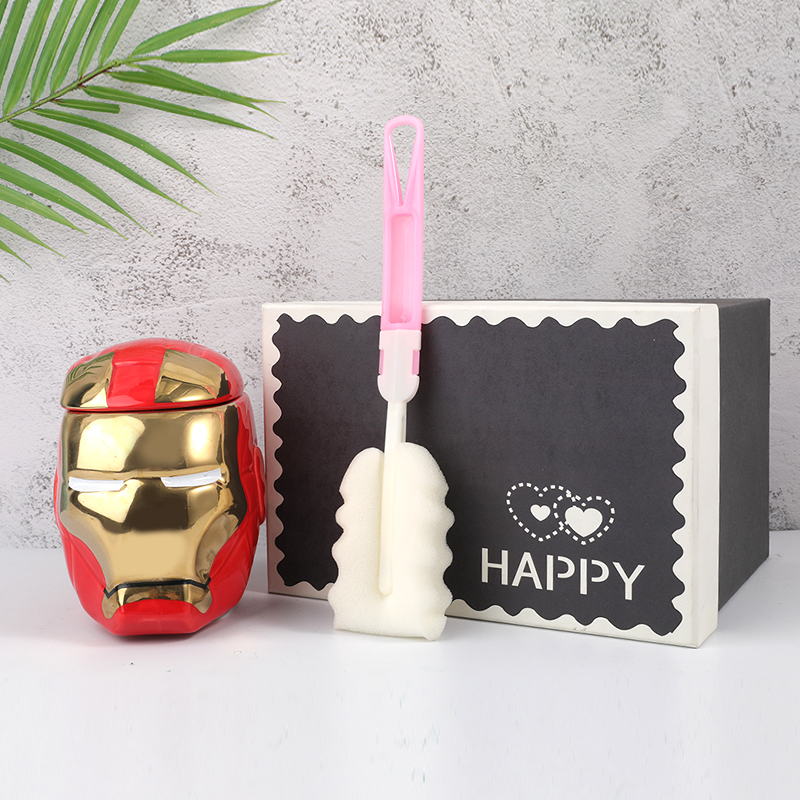 Cerámica transfronteriza Marvel Cup Iron Man con cubierta con cuchara taza Deadpool Thanos taza de agua tendencia de personalidad