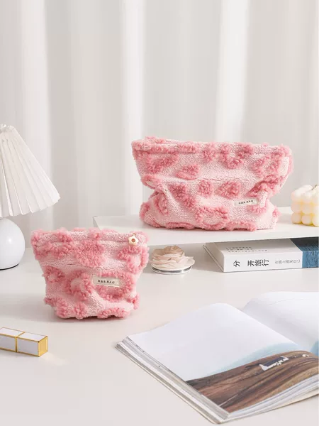New Style Plush Fresh Cute Love Cosmetic Bag Portable Skin Care Lipstick Storage Bag Clutch Bag Inner Bag