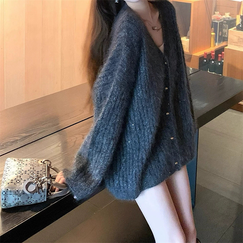 秋冬新款英伦学院风立体花朵时尚V领毛衣女长袖慵懒百搭针织开衫