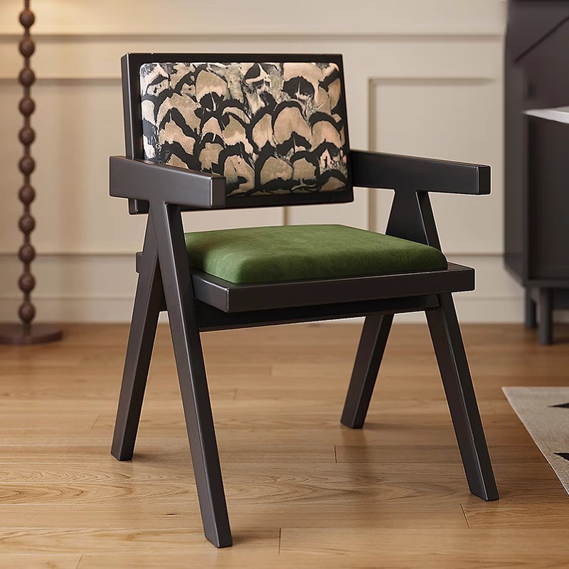 Used Dining Chair for Home Dining Table, Solid Wood Living Room Leisure Armrest Chair, Tea Chair, French Chandigarh Chair Used Dining Chair for Home Dining Table, Solid Wood Living Room Leisure Armrest Chair, Tea Chair, French Chandigarh Chair