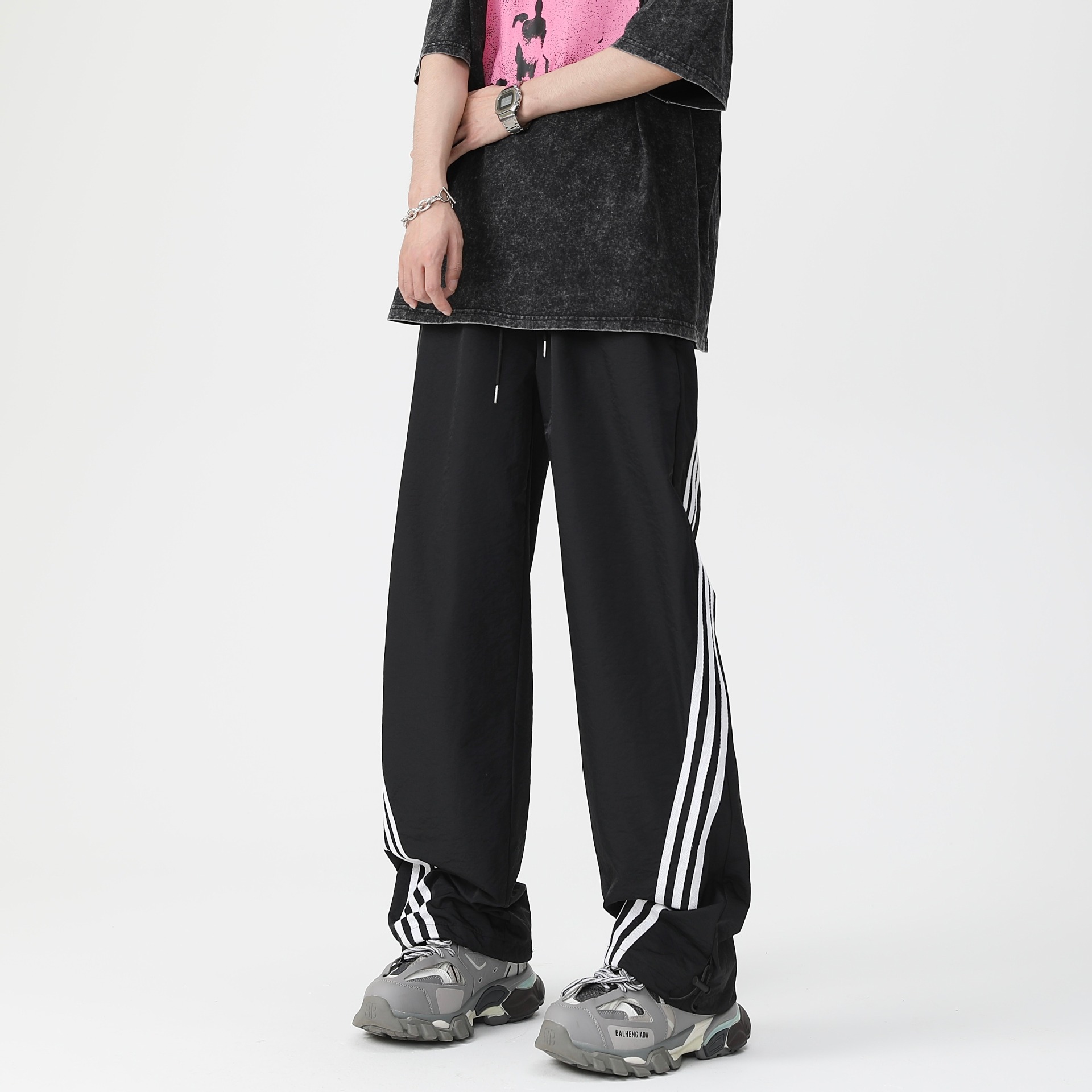 Pantalones de verano de los hombres nueva costura a rayas de pierna ancha Pantalones deportivos de moda retro americano Ruan guapo pantalones casuales sueltos