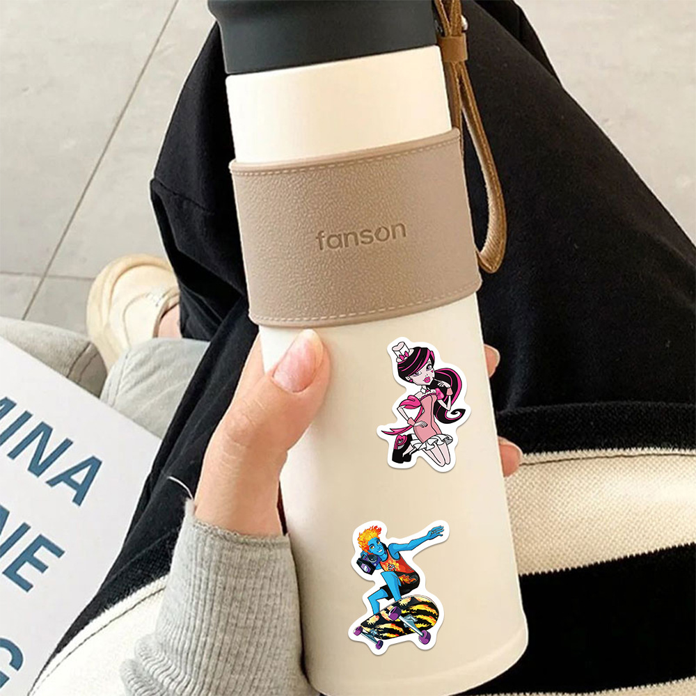 70 American TV series Monster High School de dibujos animados de graffiti pegatinas equipaje scooter taza de agua ordenador teléfono móvil pegatinas decorativas