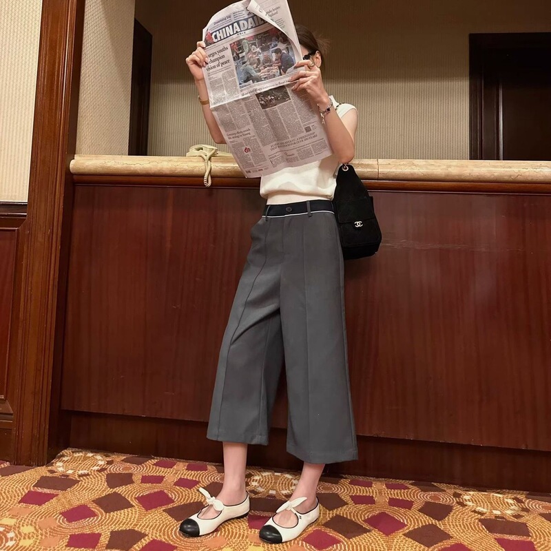 Designer-Style Straight Gray Cropped Suit Pants with Drape Effect, Plus-Size High-Waisted Wide-Leg Pants for Petite Women, Solid Color