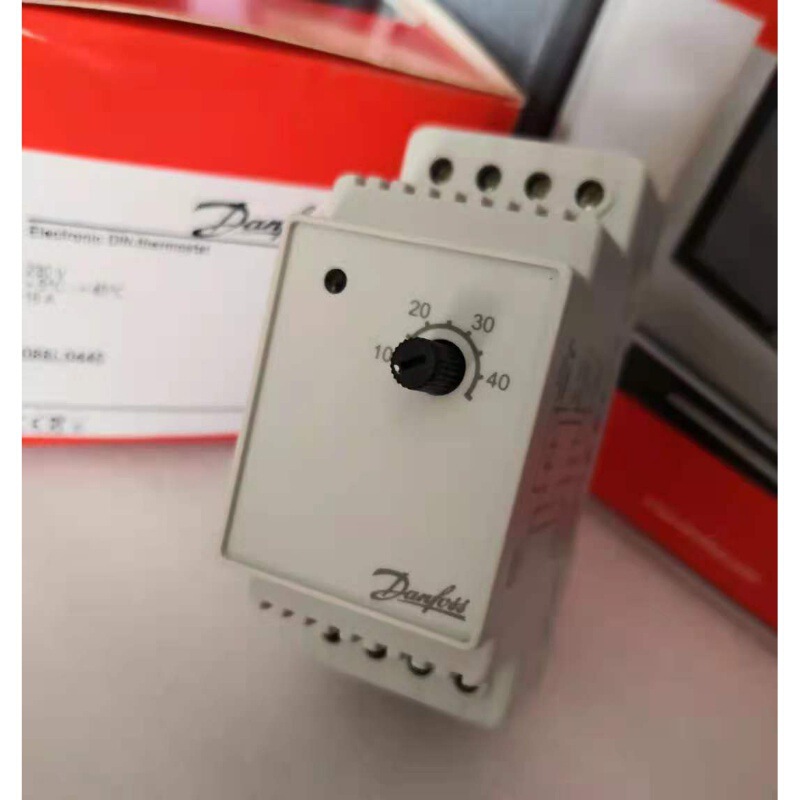Danfoss Industrial Thermostat 330/316/850 Outdoor Frost Prevention, Ice Melting and Snow Control Switch