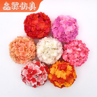 �ѻ������̈��b�c�����Ɍ����û鷿�b��õ��߽����ۻ���