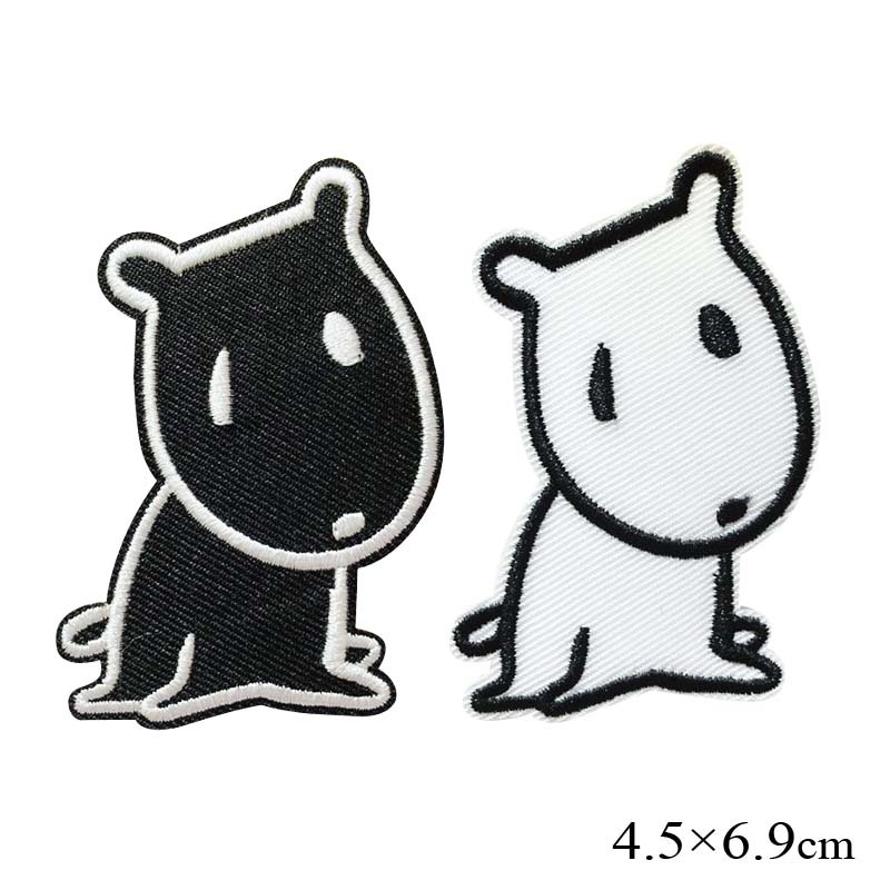 黑色白色呆萌小狗 可爱萌系风格装饰用品 刺绣布贴烫胶绣花章辅料