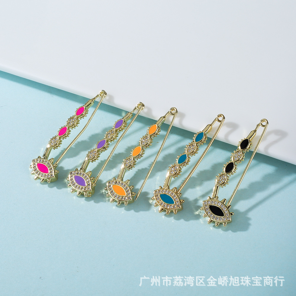 Eye creative Diamond copper micro-inlaid dripping clothing accessories pin Japanese and Korean New brooch explosion exaggerated wholesale