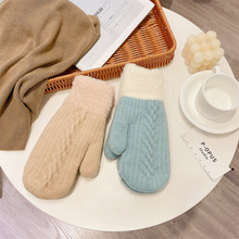 2022年潮流设计感拼接麻花包指加厚气质学生甜美少女毛绒手套