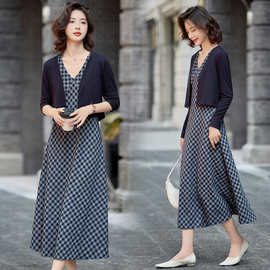 2025款女装波点款两件套V领连衣裙加开衫外套配搭两件套妈妈装