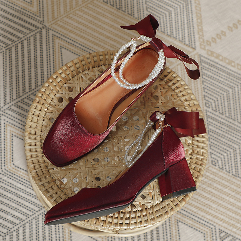 Square toe high heels block heel Mary Jane women's shoes 2023 new red wedding shoes premium sense pearl mid-heel shoes
