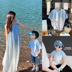 2025潮海辺リゾート風グラデーション母娘ワンピース女性夏新作小清新一家三口半袖t