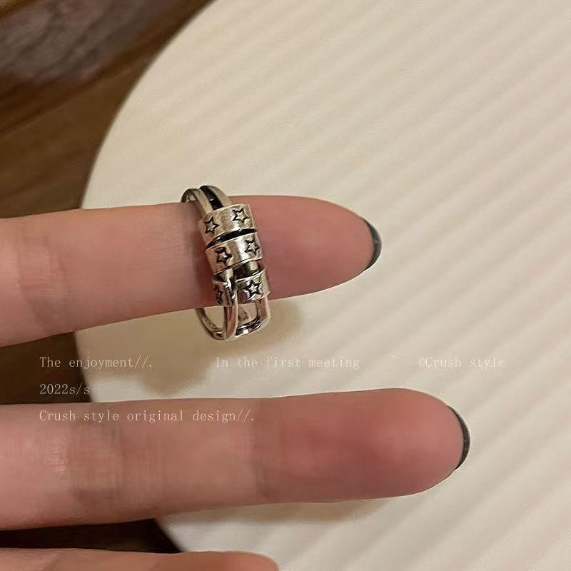 Vintage Three Ring Star Ring