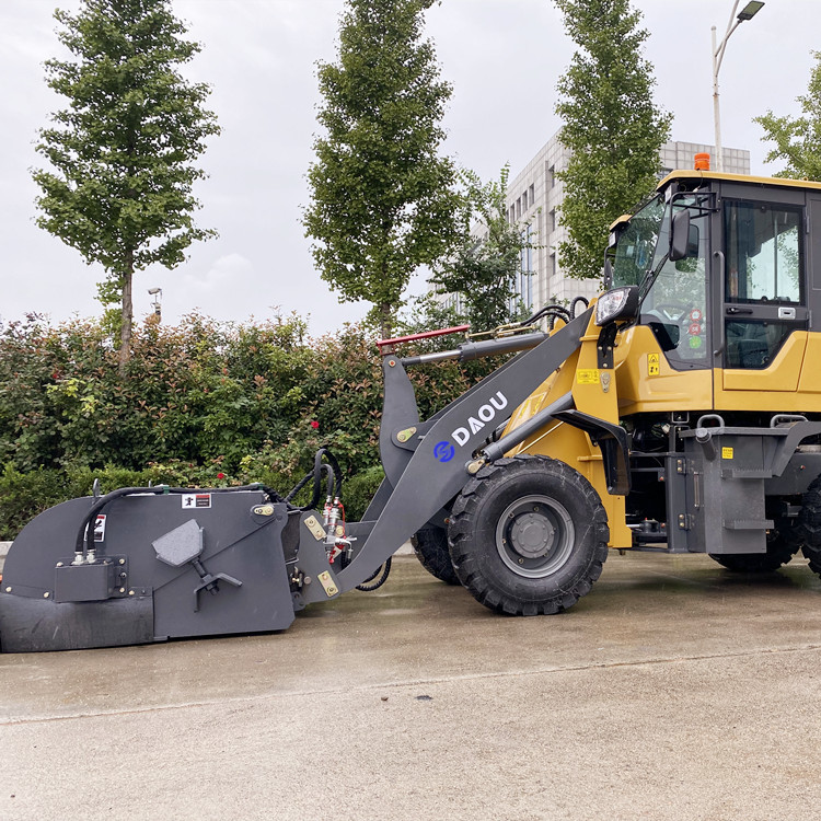 30装载机安装扫路机隧道洗煤厂清扫器边刷20铲车装扫地机淋水喷雾
