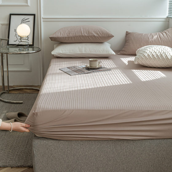 ins Foreign Trade Cotton Straight Solid Color Quilted Bed Cover Three-Piece Set Cotton Laminated Thickened Single-Product Mattress Protective Cover