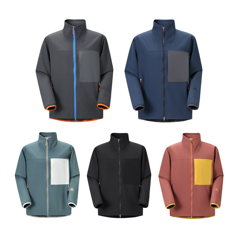 Plain, unbranded R2 techface stand-up collar softshell jacket, suitable for outdoor wear in autumn and winter, providing warmth, wind protection, and fleece lining, a couple's jacket