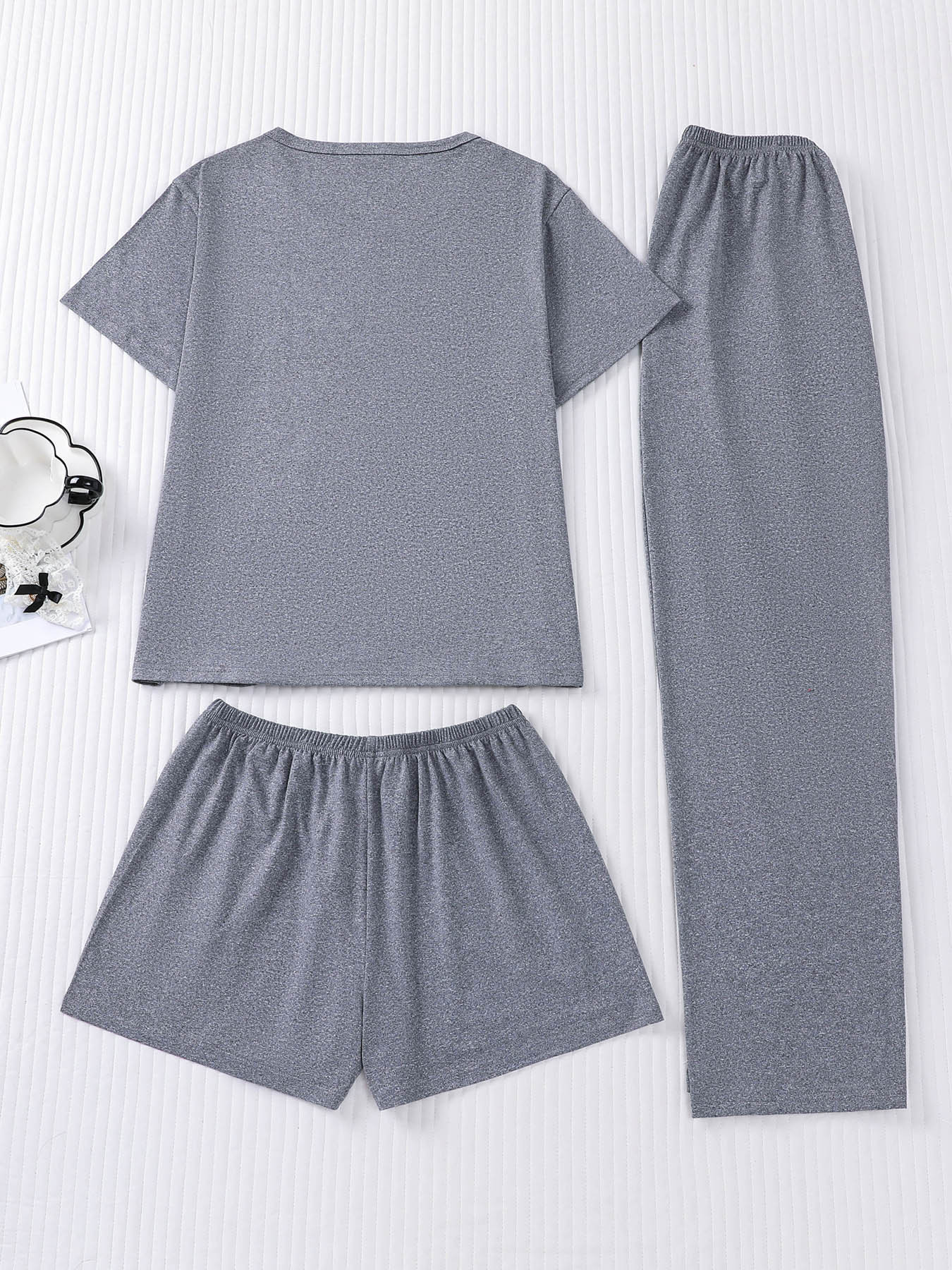 Cute Calf Print Pyjama Set With Shorts And Long Trousers_voghion.com