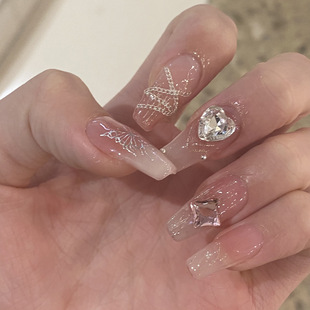 Love Butterfly French Wearable Nails Diamond Flowers Little Red Book Manicure Fake Nails Wholesale Internet Celebrity Hot Style