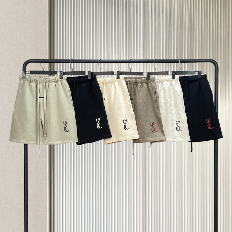 26-Year-Old Men's Shorts Summer New Style Essentials Thin Fleece High Street Sports Casual Fog Line Loose Pants 26-Year-Old Men's Shorts Summer New Style Essentials Thin Fleece High Street Sports Casual Fog Line Loose Pants