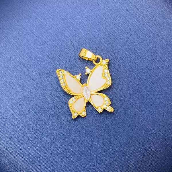 【044】 The butterfly wings are flying*golden color