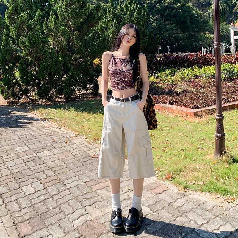 Wholesale generation spring American retro big pocket tooling cropped Denim shorts women's design sense Tencel pants wide legs