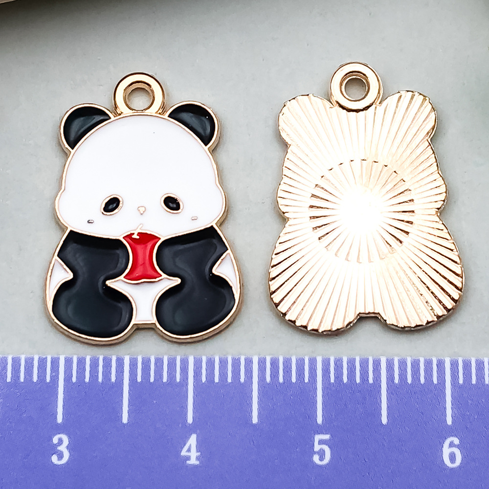 DIY dibujos animados panda bambú goteando aceite de aleación pendientes llavero animal colgante accesorios de joyería decoración de estilo chino