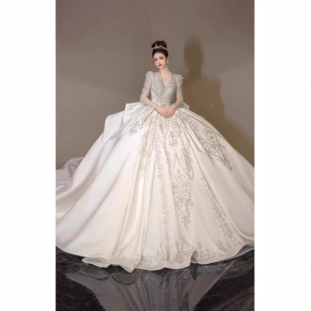 Korean Style Long-Sleeved Bride Wedding Main Wedding Dress 2025 New Style Small Heavy Industry High-Quality Texture Satin Pregnant Women Large Size