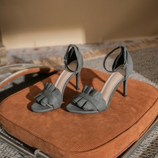 91107 High Heels Women's Stiletto Heel 2025 Summer New Versatile One-Line Open Toe Ruffled Suede Sandals