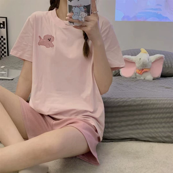 Pink puppy