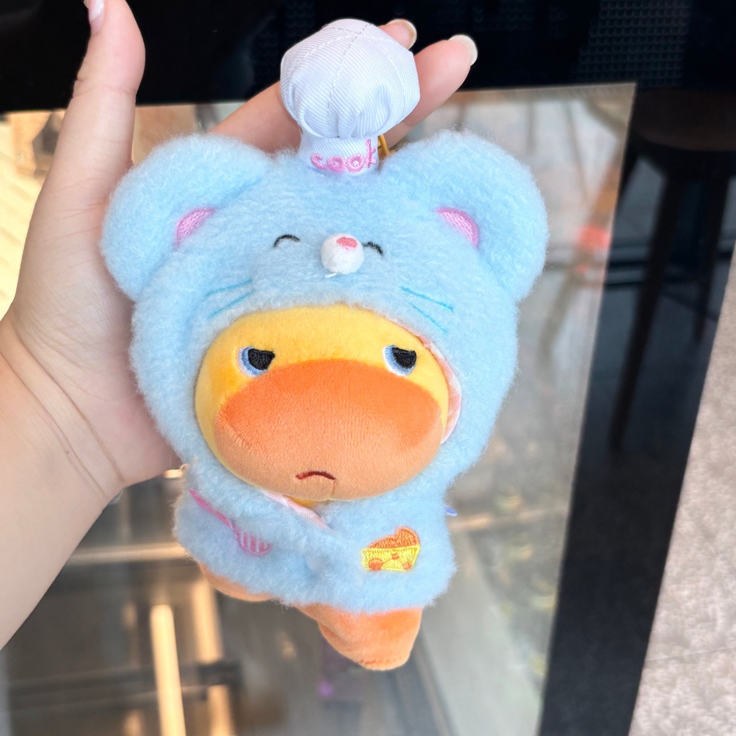 Chef rat - disdainful purrs