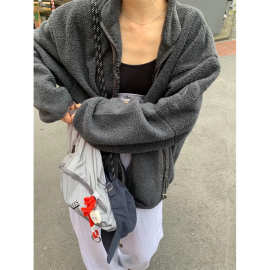 现 2025冬季新款韩国设计师tue*id甜美樱桃图案刺绣摇粒绒外套