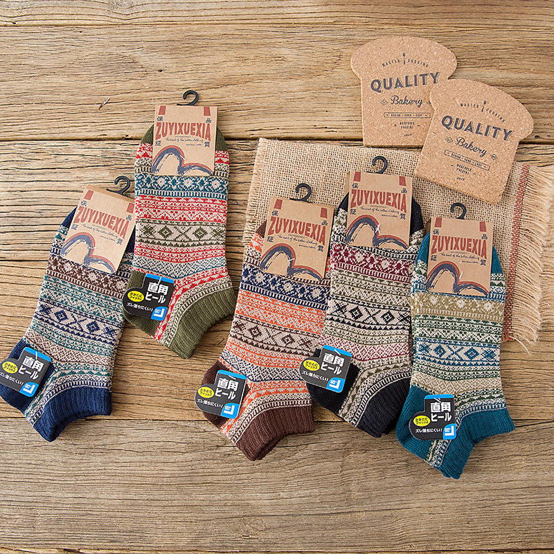 Socks men's socks cotton socks retro style men's socks ankle socks sweat-absorbent deodorant Four Seasons ethnic style low waist short socks