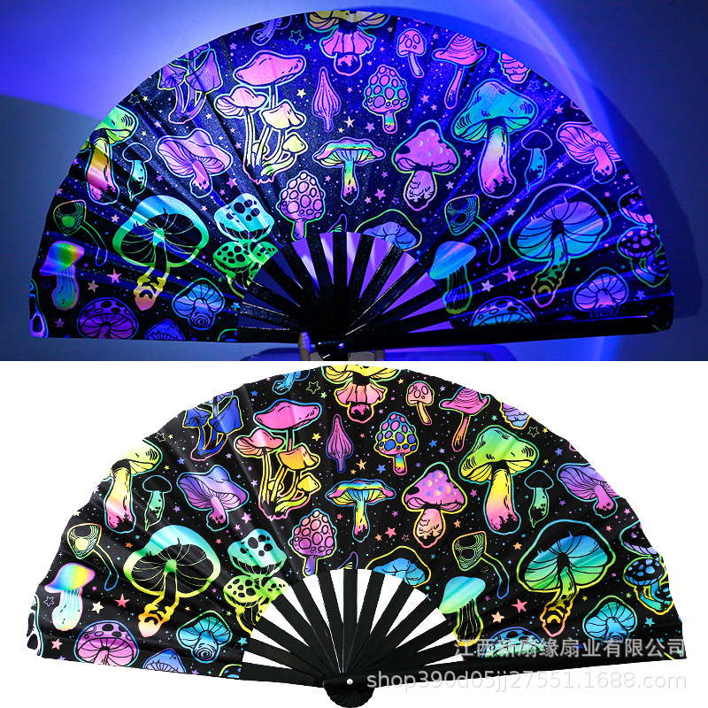 검은 대나무 뼈 형광 4호 버섯