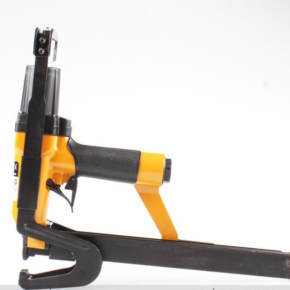 供应美国史丹利BOSTITCH P88棕垫钉枪