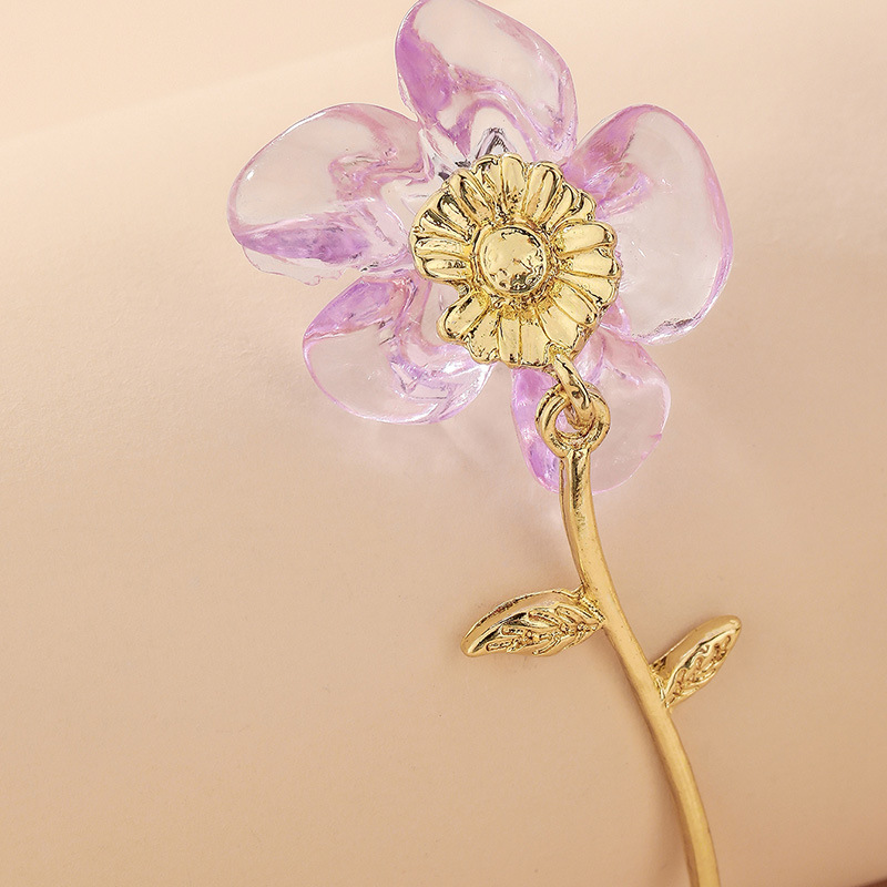 Korean Style Transparent Flower Earrings display picture 9