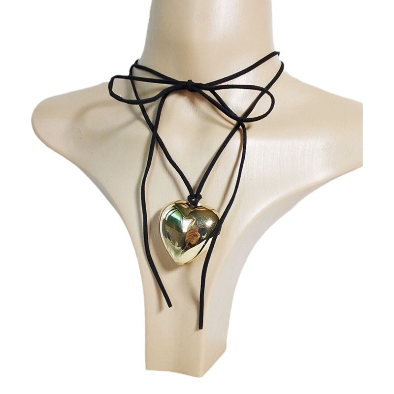 Collar tipo choker de cera ajustable europeo y americano con colgante de corazón grande y cadena de clavícula de franela, mayorista transfronterizo
