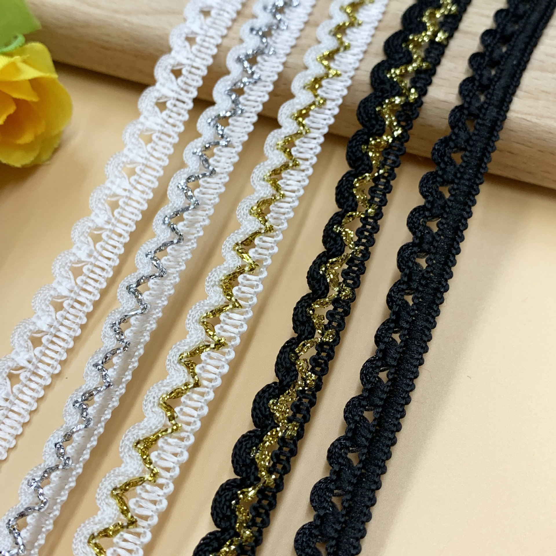 Nueva media luna madre cinturón borde cuerda ropa textil hogar cortina decorativa tira lateral oro y plata seda madre cinturón Accesorios